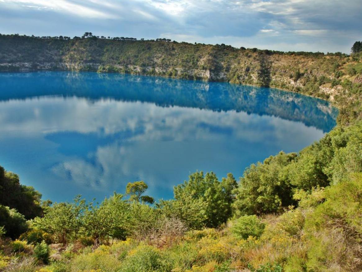 Про голубые озера. Голубое озеро» (Blue Lake). Сураж озеро голубое. Голубое озеро Выборг. Голубые озера КБР.