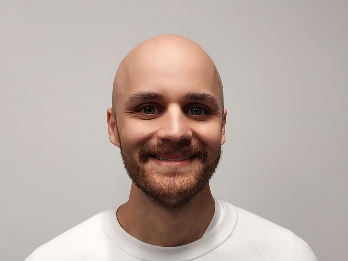 Dr Tim Barker