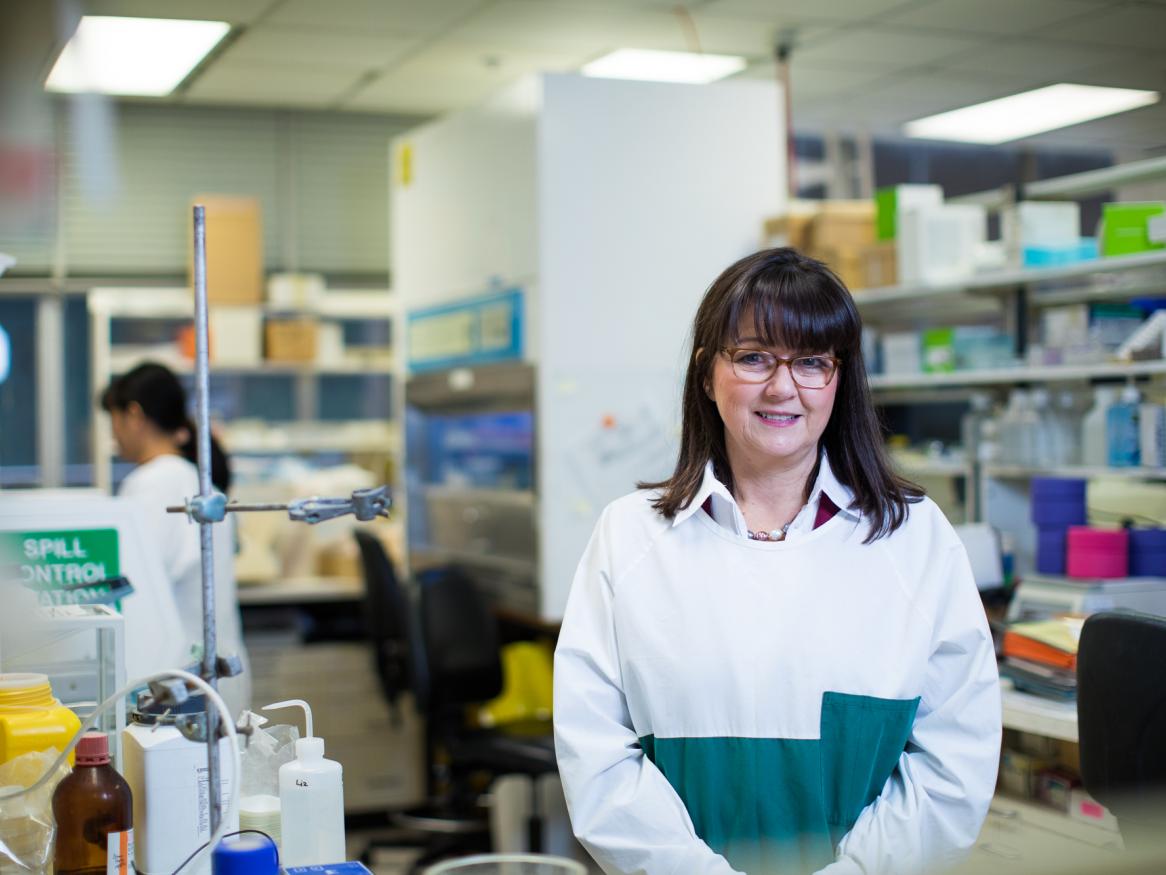 Image of Helen in a research lab