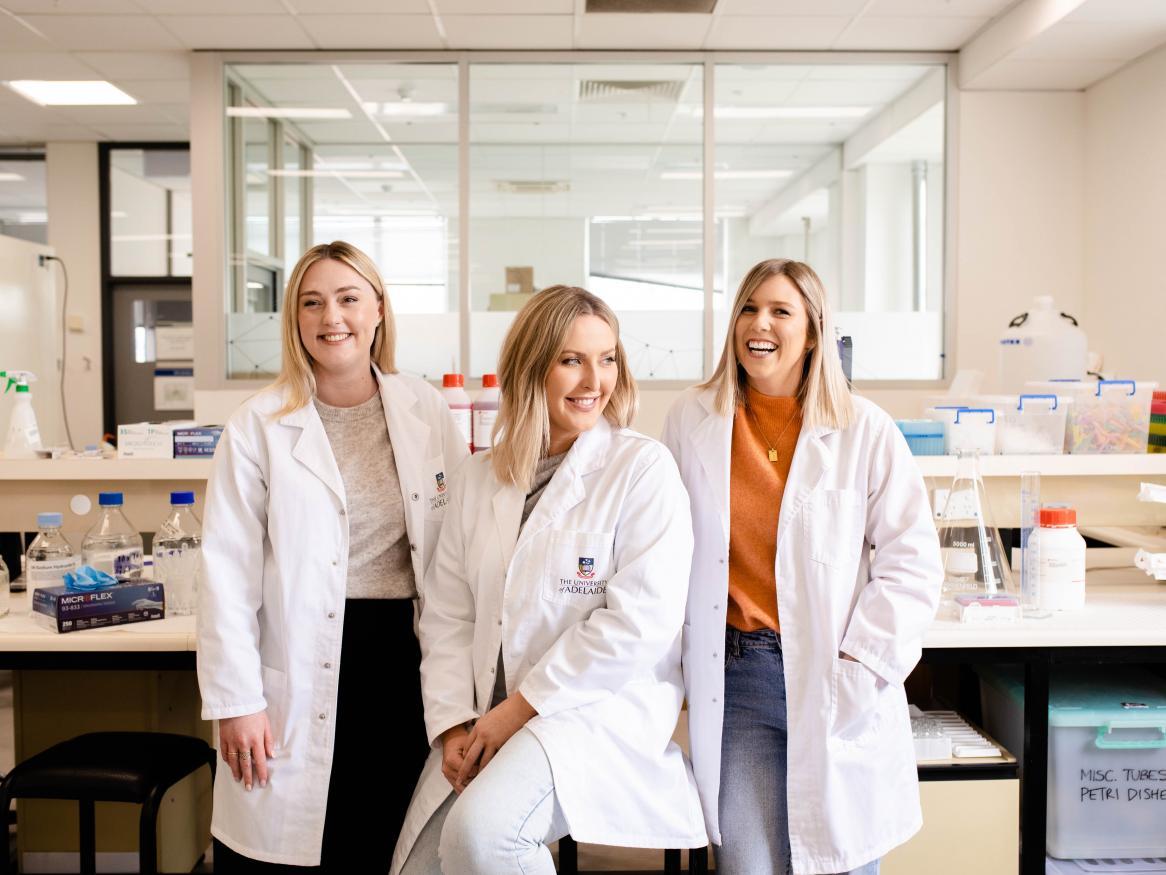 Image of Jessica, Annabel and Bianca